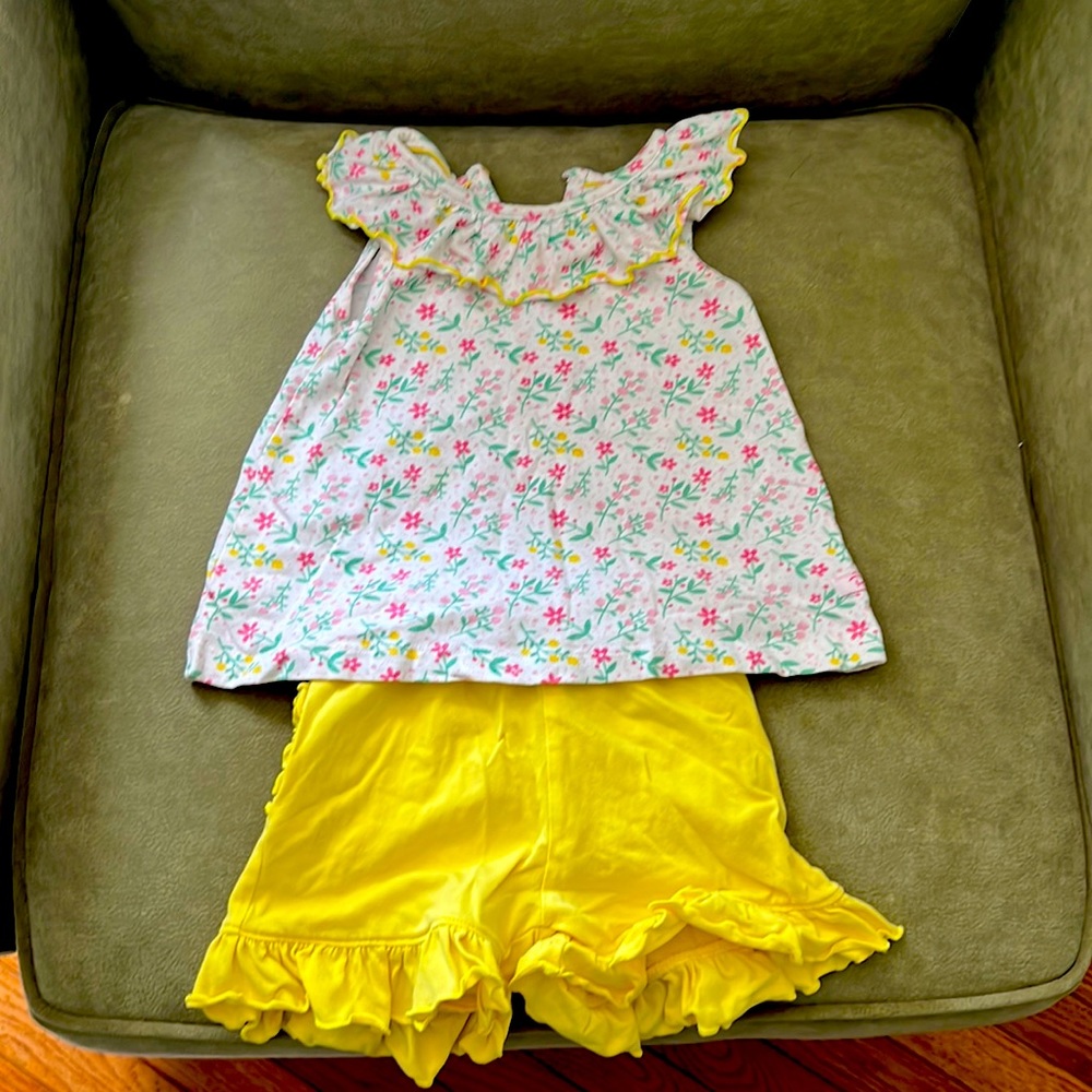 Ruffle Butts SET - tank and bloomer shorts SIZE 18-24mo